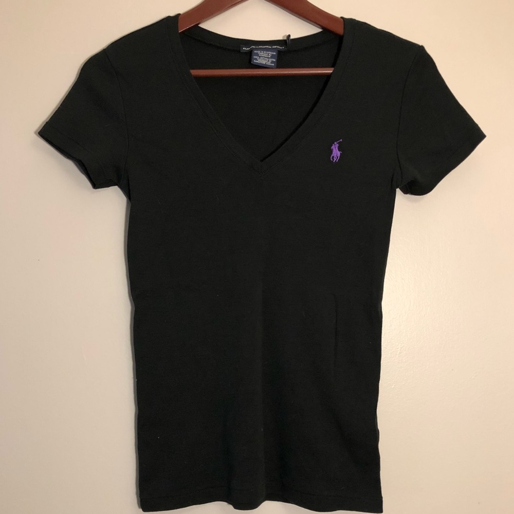 Ralph Lauren Sport V-Neck Size Medium T-Shirt